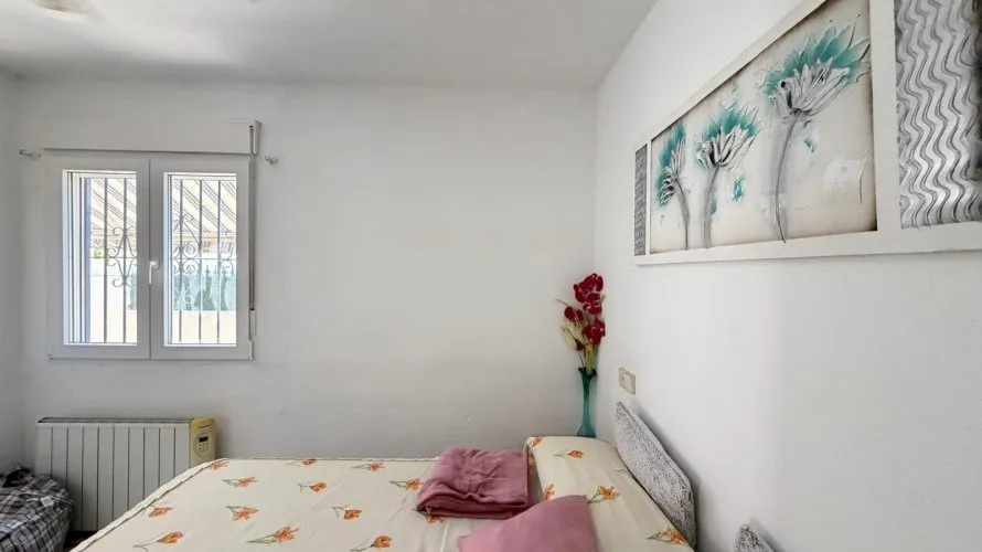 2 bedrooms house for sale, Torrevieja, Spain No. 2382