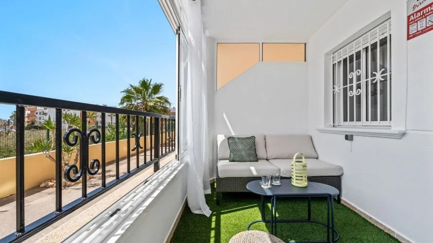 69m² apartment for sale, Torrevieja, Spain No. 2455 № 18