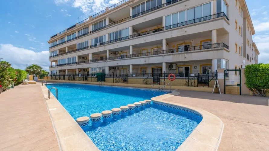 69m² apartment for sale, Torrevieja, Spain No. 2455 № 22