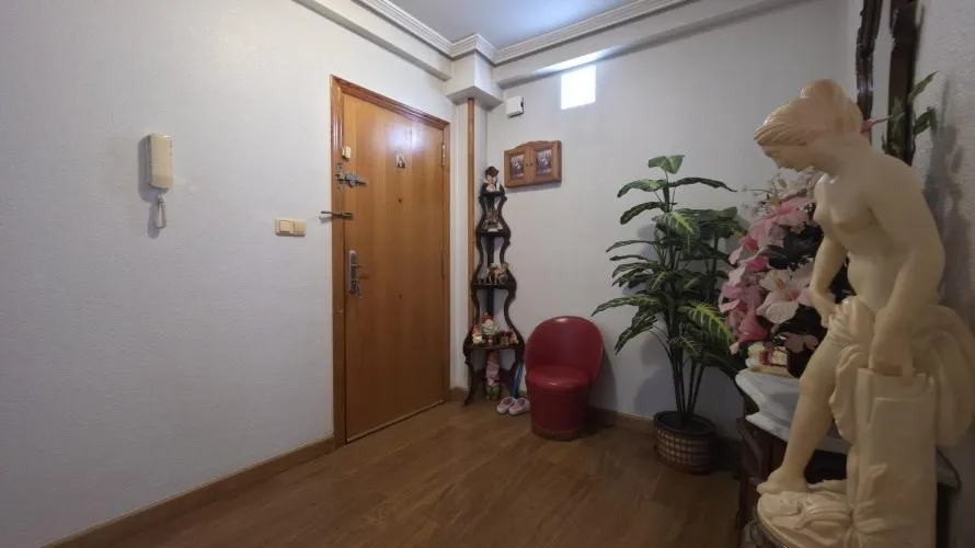 3 bedrooms apartment for sale, Torrevieja, Spain No. 2378 № 23