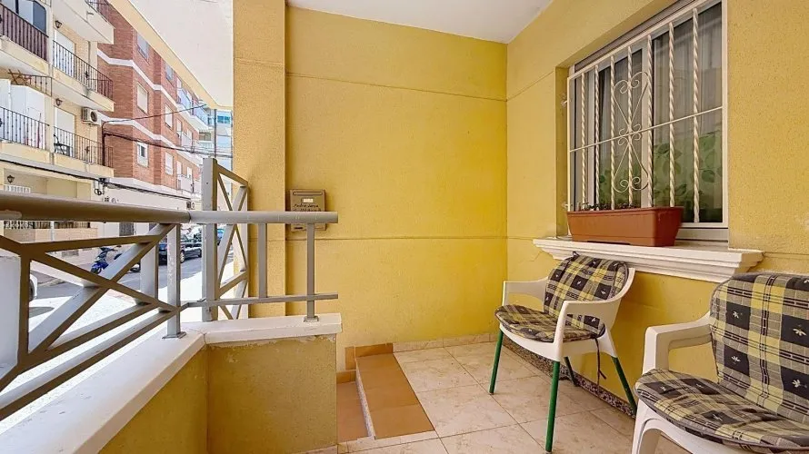 1 bedroom apartment for sale, Torrevieja, Spain No. 2439 № 13