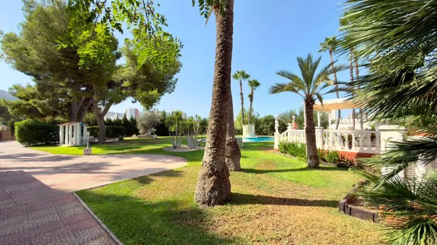 5 bedrooms villa for sale, Benidorm, Spain No. 2440 № 9