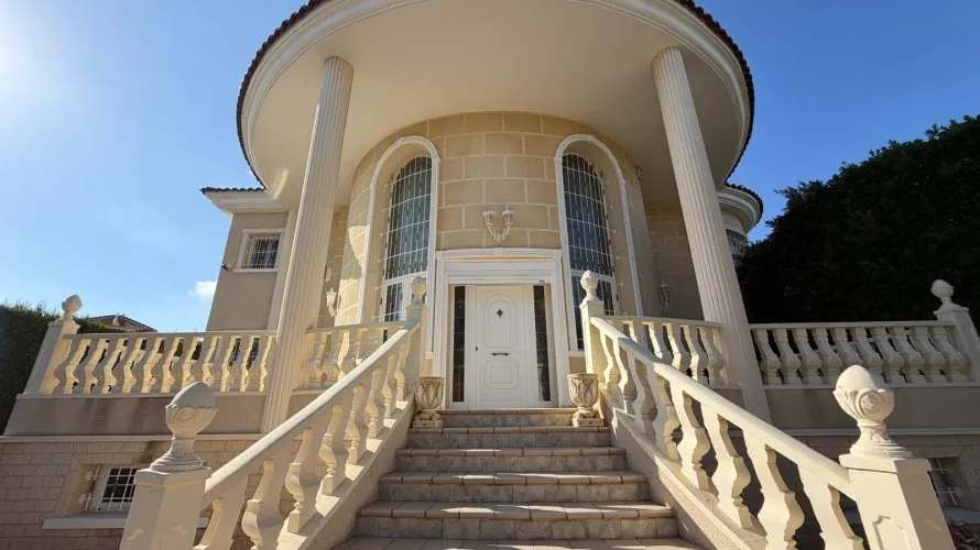 6 bedrooms villa for sale, Rojales, Spain No. 2395 № 24