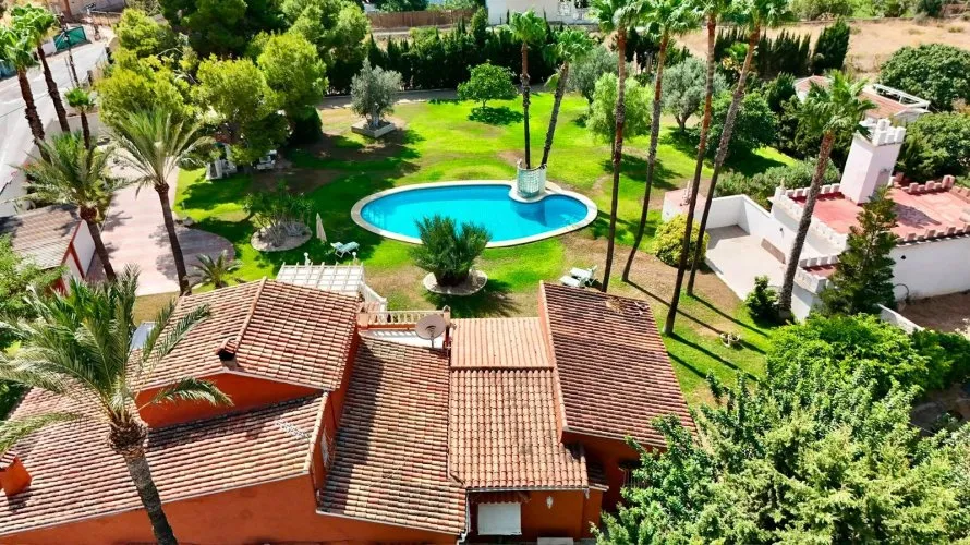 5 bedrooms villa for sale, Benidorm, Spain No. 2440