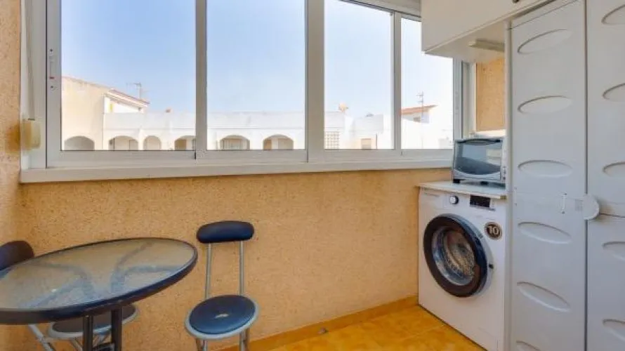 2 bedrooms apartment for sale, Torrevieja, Spain No. 2403 № 5
