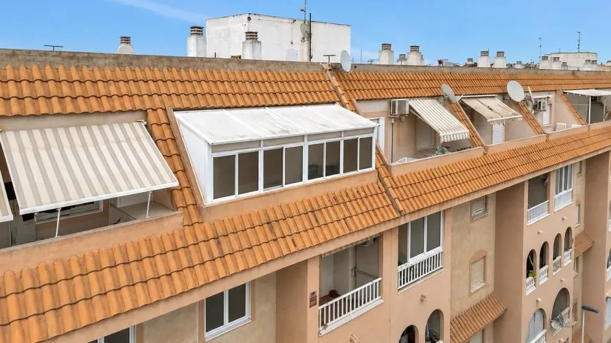 60m² apartment for sale, Torrevieja, Spain No. 2318 № 16