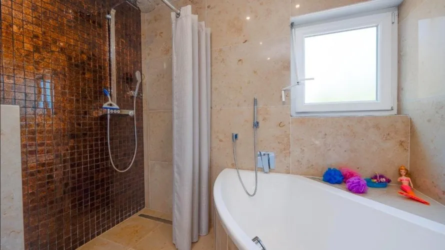 4 bedrooms villa for sale, Rojales, Spain No. 2466 № 12