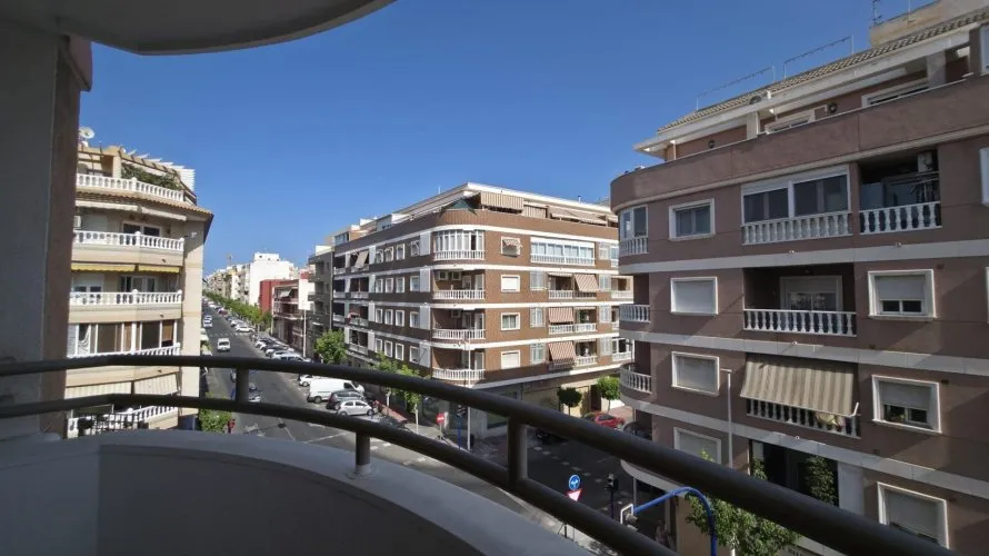 3 bedrooms apartment for sale, Torrevieja, Spain No. 2378 № 8