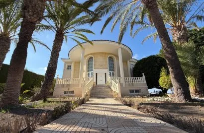 6 bedrooms villa for sale, Rojales, Spain No. 2395