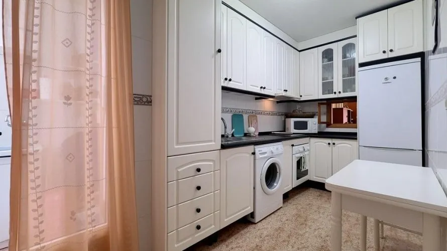 3 bedrooms apartment for sale, Torrevieja, Spain No. 2473 № 5