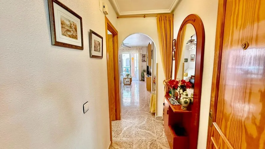 2 bedrooms apartment for sale, Torrevieja, Spain No. 2497 № 21