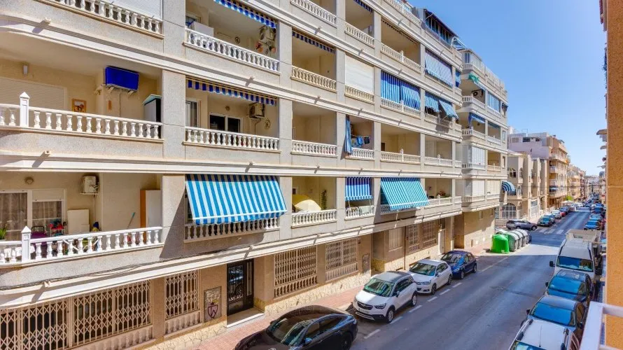 24m² apartment for sale, Torrevieja, Spain No. 2576 № 12