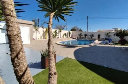 186m² villa for sale, Torrevieja, Spain No. 2512