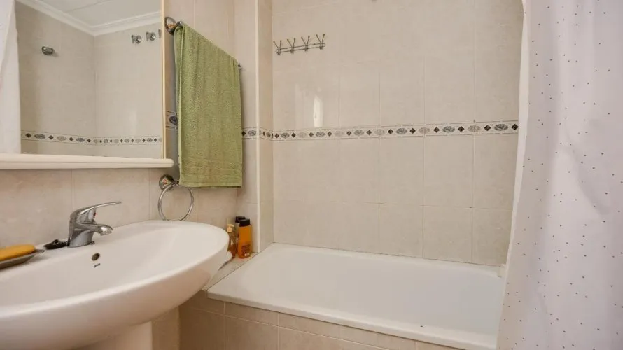 1 bedroom apartment for sale, Torrevieja, Spain No. 2505 № 9