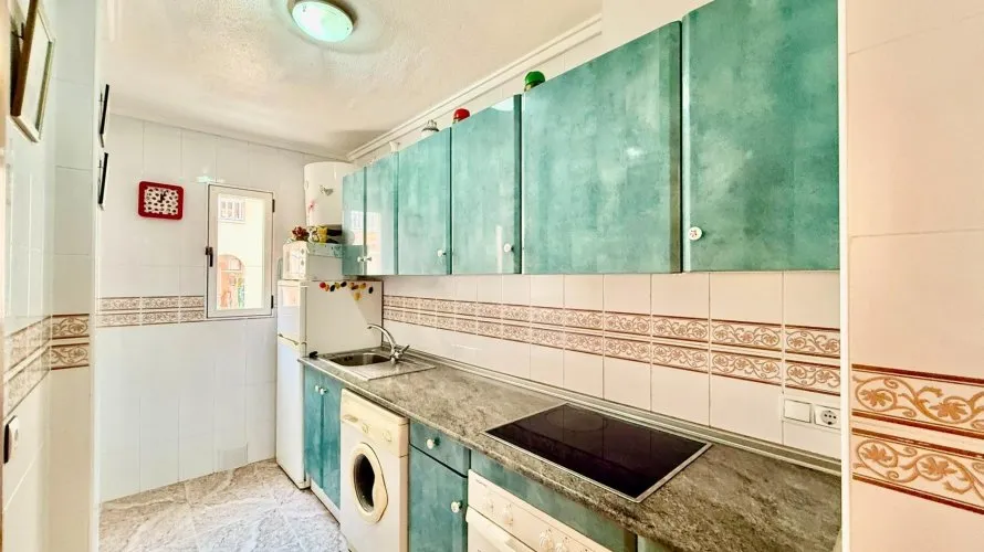 2 bedrooms apartment for sale, Torrevieja, Spain No. 2497