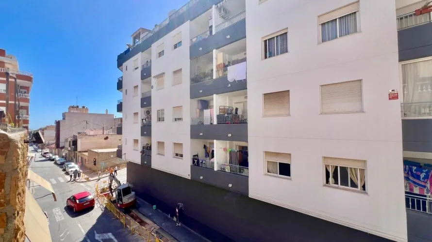 1 bedroom apartment for sale, Torrevieja, Spain No. 2622 № 21
