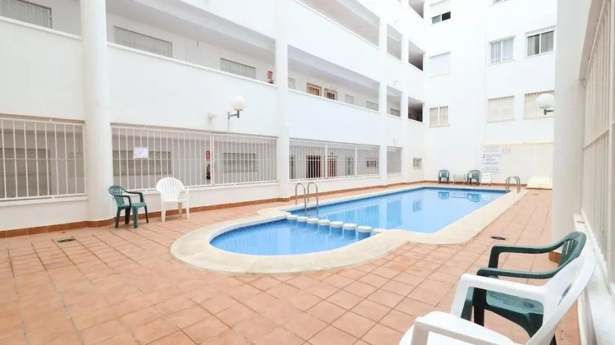 2 bedrooms apartment for sale, Torrevieja, Spain No. 2605 № 2