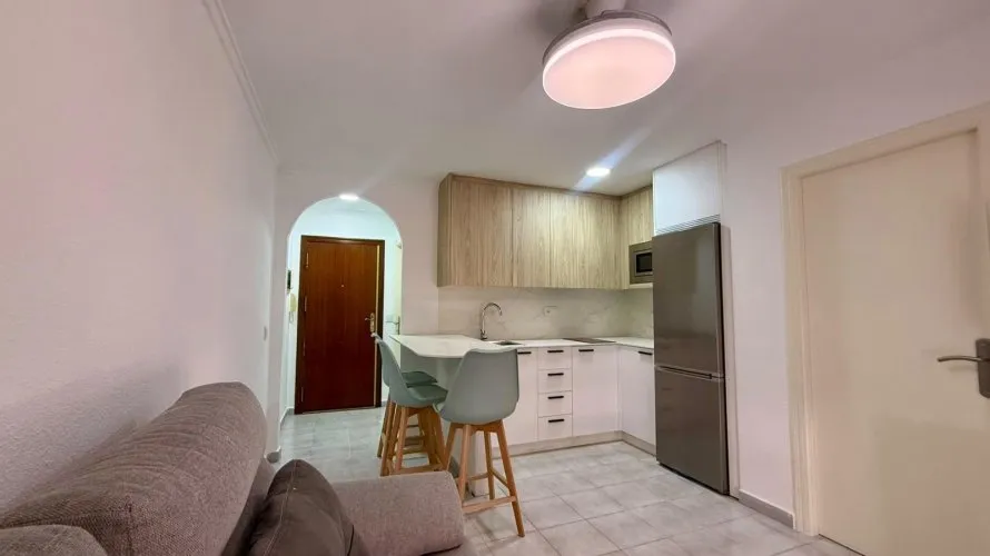 1 bedroom apartment for sale, Torrevieja, Spain No. 2565 № 18
