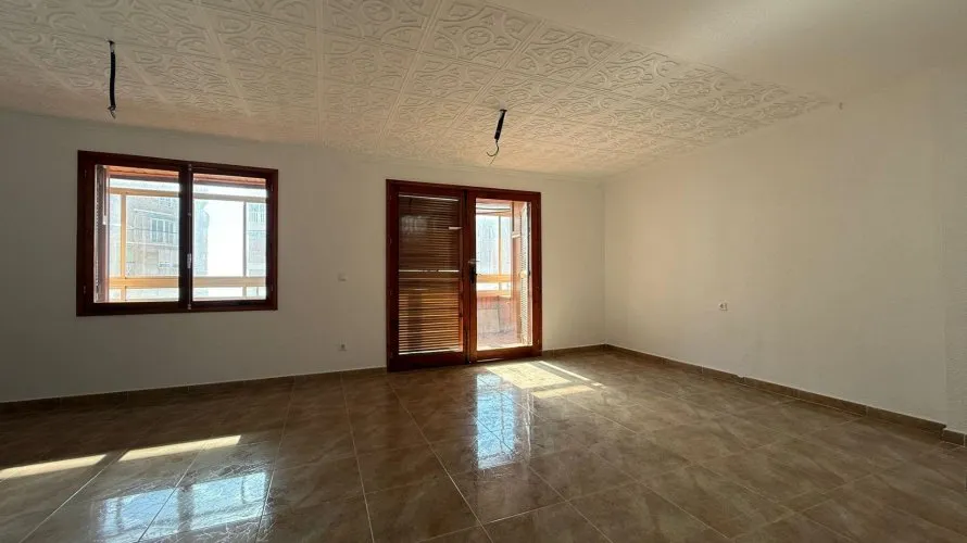 3 bedrooms apartment for sale, Torrevieja, Spain No. 2489 № 21