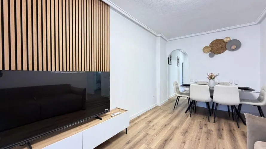 3 bedrooms apartment for sale, Torrevieja, Spain No. 2724 № 1