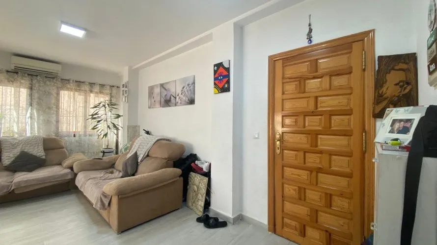 3 bedrooms apartment for sale, Torrevieja, Spain No. 2569 № 14