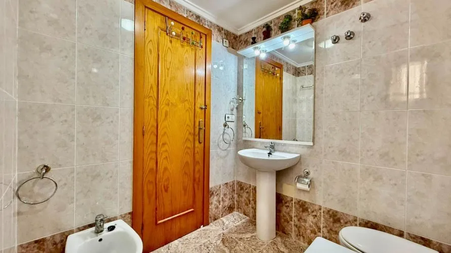 2 bedrooms apartment for sale, Torrevieja, Spain No. 2497 № 14