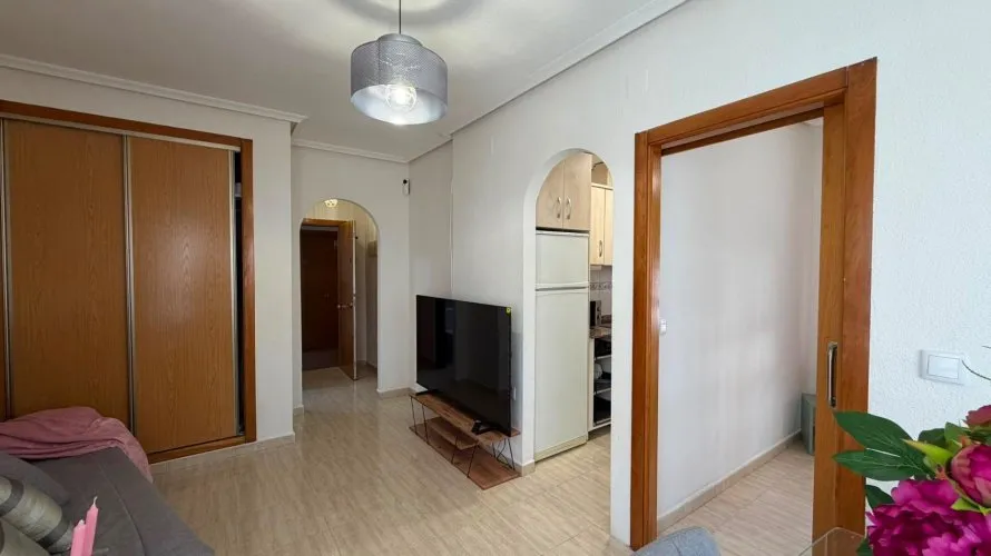 40m² apartment for sale, Torrevieja, Spain No. 2618 № 13