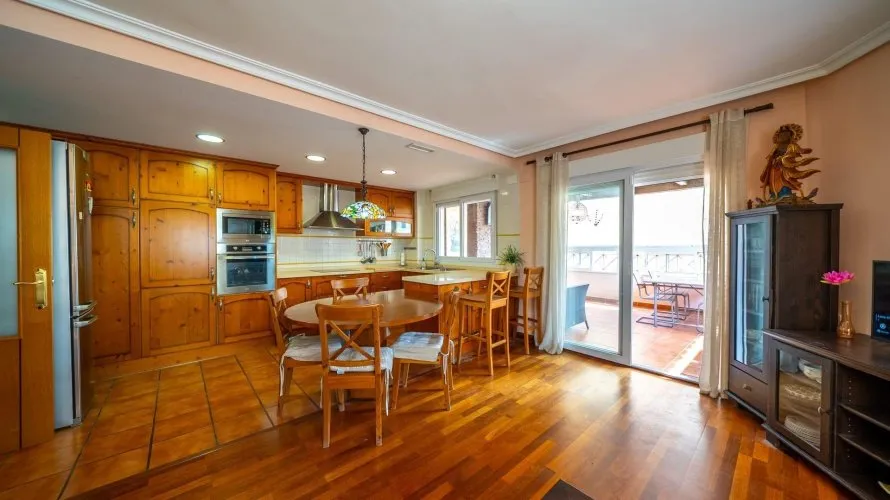 3 bedrooms apartment for sale, Alicante, Spain No. 2667 № 26