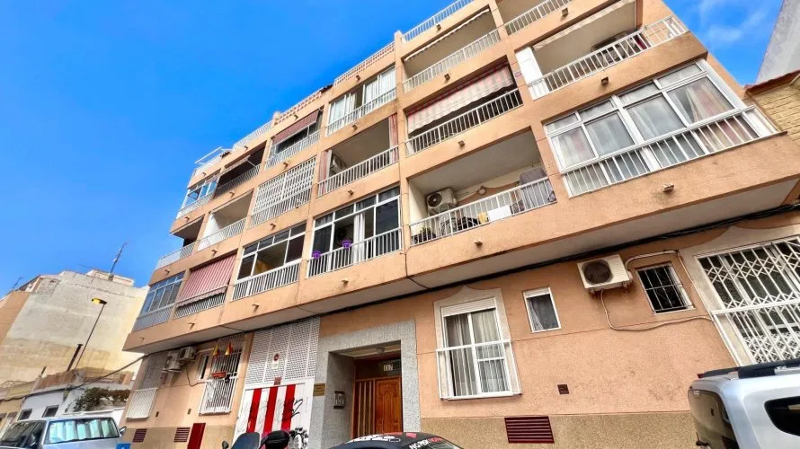 1 bedroom apartment for sale, Torrevieja, Spain No. 2640 № 20