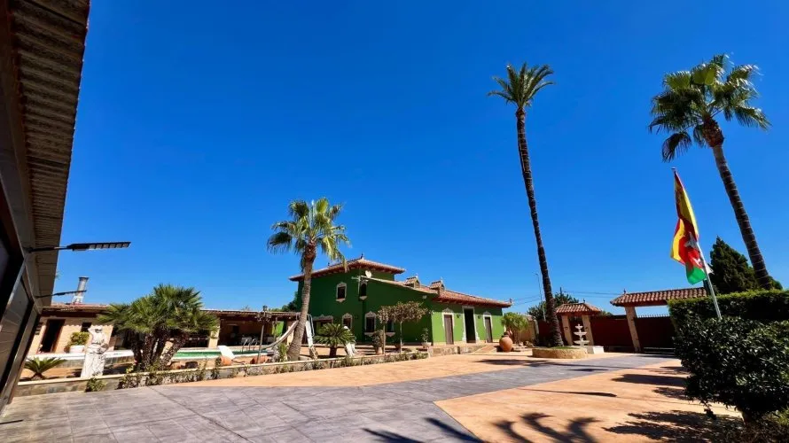 4 bedrooms villa for sale, Almoradi, Spain No. 2638 № 24