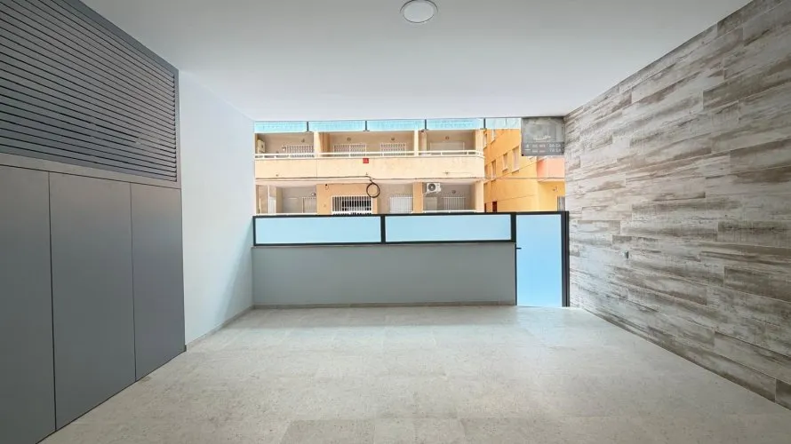 2 bedrooms apartment for sale, Torrevieja, Spain No. 2663 № 23
