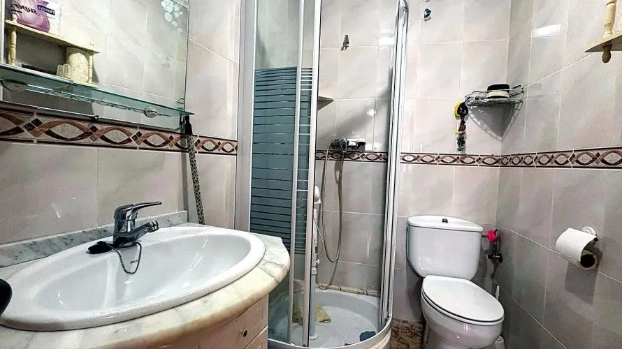 1 bedroom apartment for sale, Torrevieja, Spain No. 2581 № 7