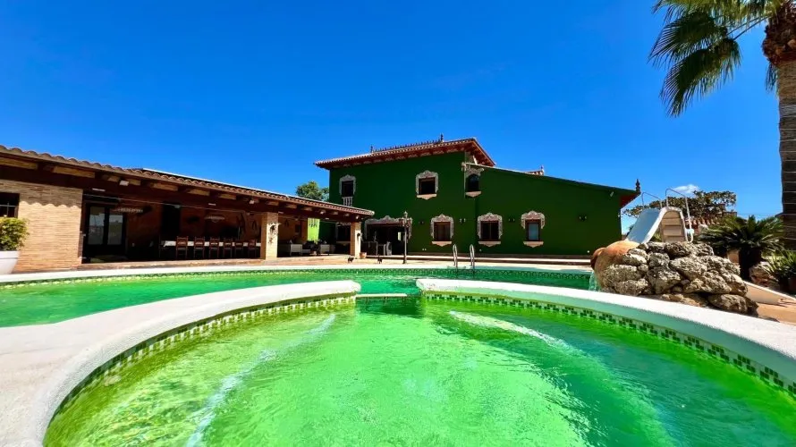 4 bedrooms villa for sale, Almoradi, Spain No. 2638 № 21