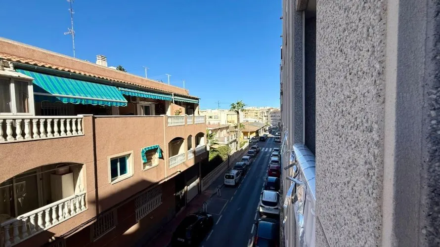 2 bedrooms apartment for sale, Torrevieja, Spain No. 2634 № 13