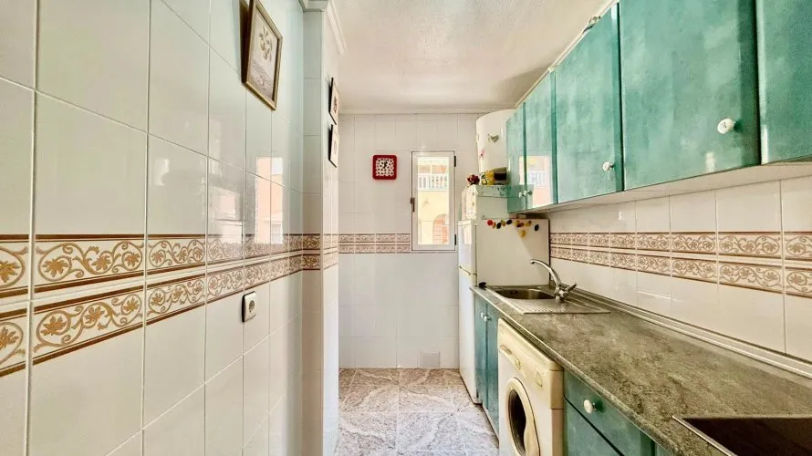 2 bedrooms apartment for sale, Torrevieja, Spain No. 2497 № 1
