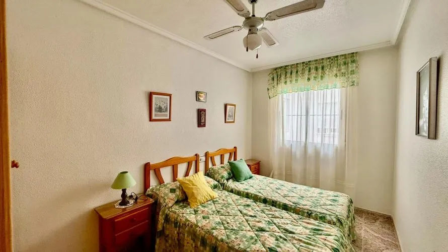 2 bedrooms apartment for sale, Torrevieja, Spain No. 2497 № 17