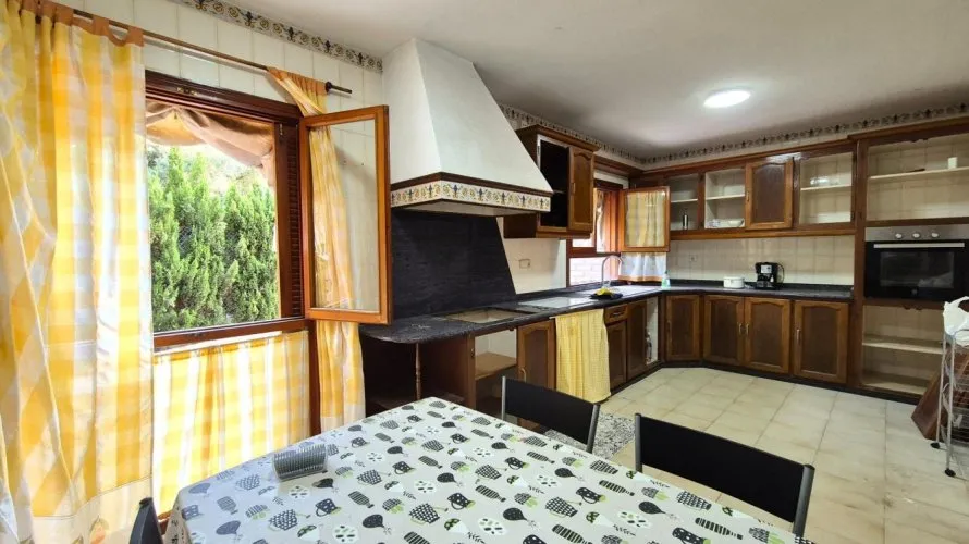 4 bedrooms house for sale, San Juan, Spain No. 2688 № 18