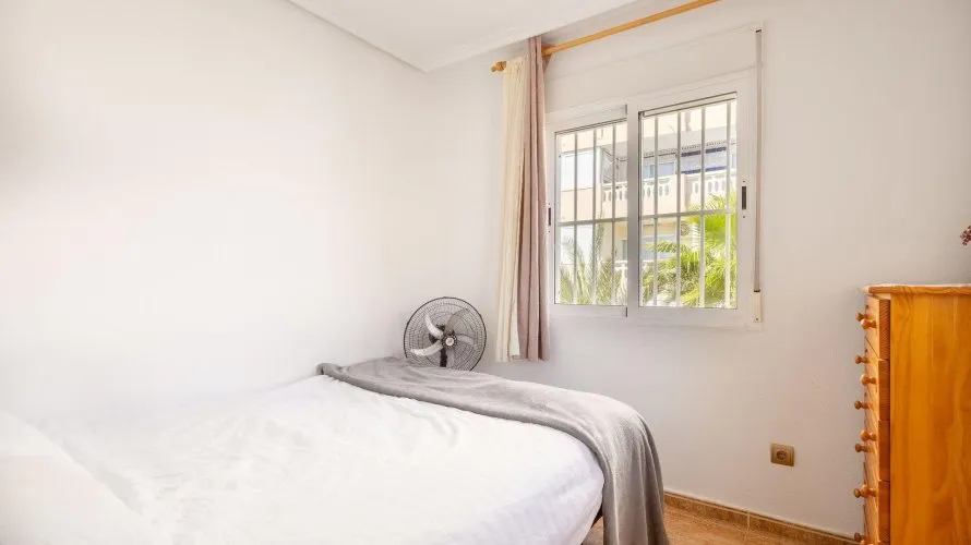 57m² apartment for sale, La Mata, Spain No. 2595 № 10