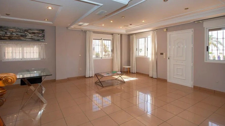 180m² villa for sale, Torrevieja, Spain No. 2594 № 18