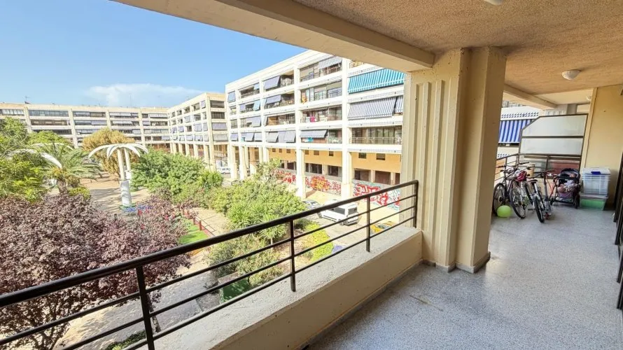 3 bedrooms apartment for sale, Guardamar del Segura, Spain No. 2564 № 17