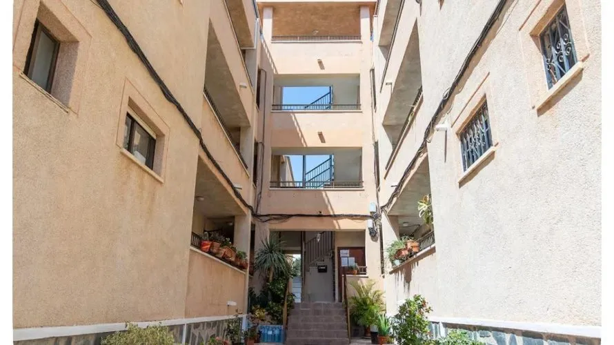 25m² apartment for sale, Torrevieja, Spain No. 2507 № 15