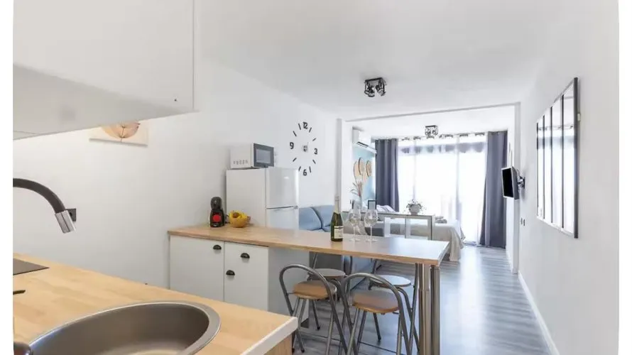 25m² apartment for sale, Torrevieja, Spain No. 2507 № 1