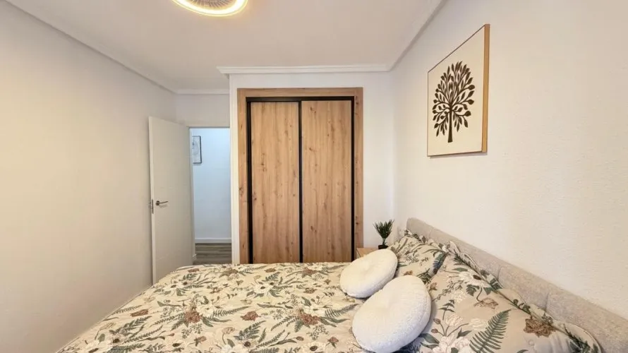 3 bedrooms apartment for sale, Torrevieja, Spain No. 2724 № 20