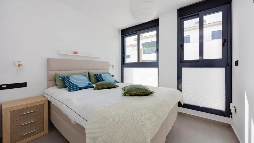 2 bedrooms house for sale, Guardamar del Segura, Spain No. 2609 № 10