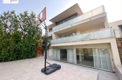 4 bedrooms apartment for sale, Chiva, Spain No. 2579