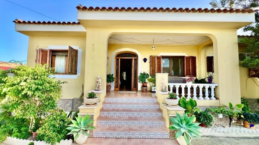 3 bedrooms villa for sale, Daya Vieja, Spain No. 2537 № 28