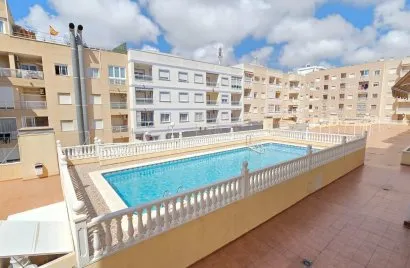 2 bedrooms apartment for sale, Torrevieja, Spain No. 2568